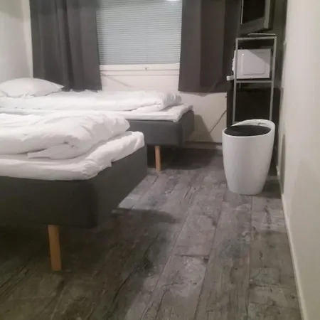 Kempeleen Moottorimaja 3*